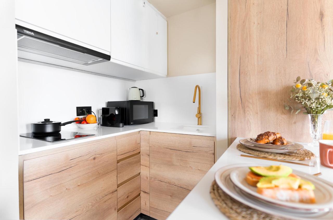 Apartment Boutique - *