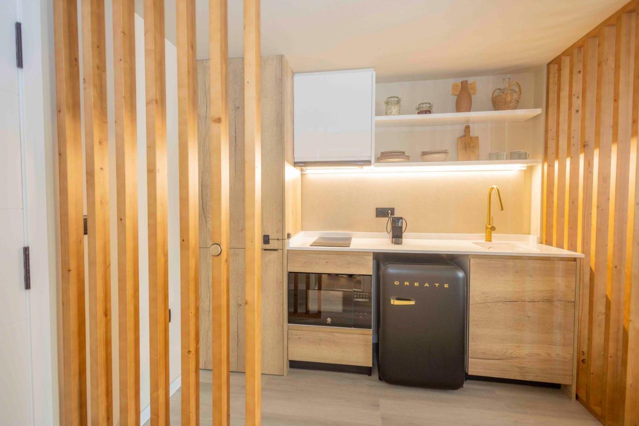 Apartment Boutique - *